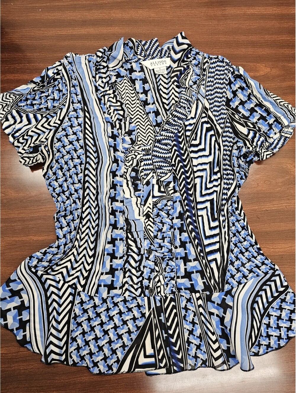 Allison Taylor Blouse Large Blue Black White Geometric Print Ruffle Short Sleeve